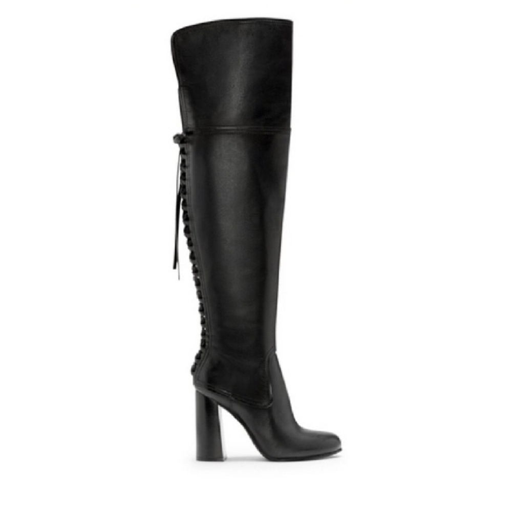 Sexy meets classy Over the Knee boots